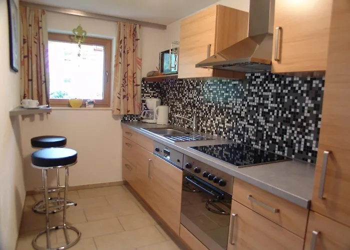 Апартаменти Alpensonne Нойштіфт-ім-Штубайталь