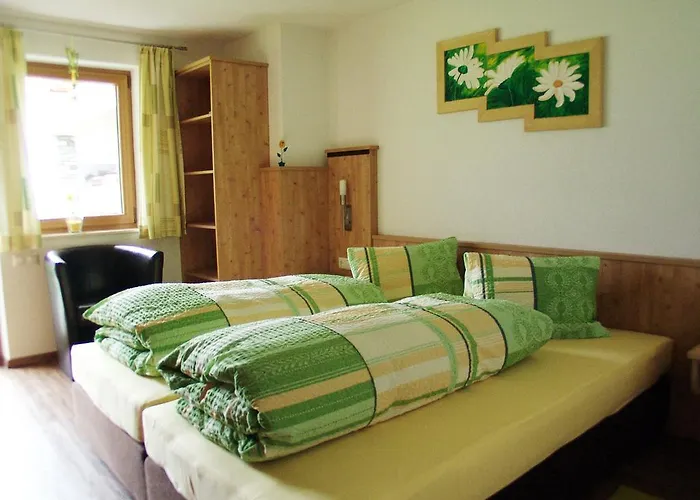 Alpensonne ノイシュティフト・イム・シュトゥーバイタール